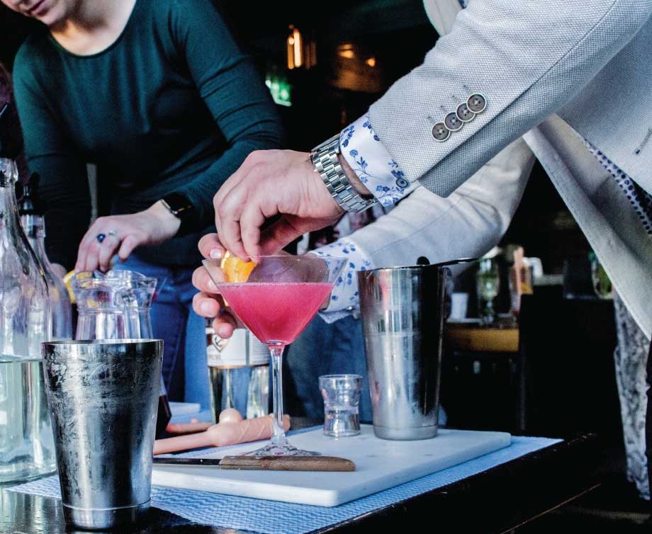 cocktail-making-class